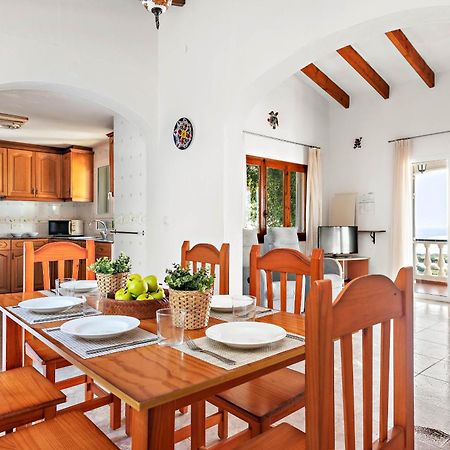 Villa Los Pinos Сон Боу Екстериор снимка